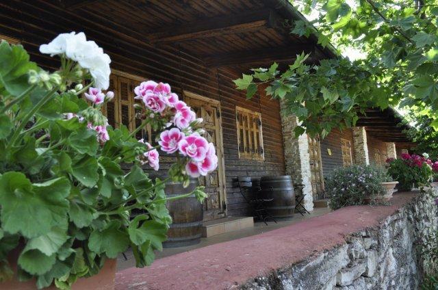 Tenuta Tannoja Villa อันเดรีย ภายนอก รูปภาพ